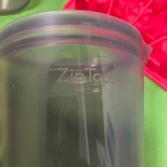 Ziptop未使用品とダースベーダーの製氷型の画像