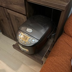 食器棚の画像