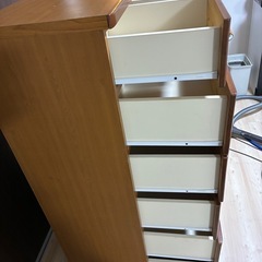 木製チェストの画像
