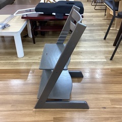 【STOKKE】ベビーチェア トリップトラップ グレー 現行モデル　入荷しました！の画像