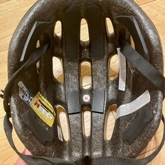 条件付きで差し上げます！サイクルヘルメット Giro Mサイズ（55〜60cm）の画像