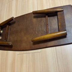 木製折りたたみテーブルの画像