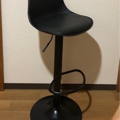 場所を取らないカウンターチェア　バー椅子　ハイ椅子の画像