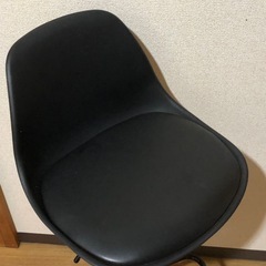 場所を取らないカウンターチェア　バー椅子　ハイ椅子の画像
