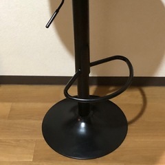場所を取らないカウンターチェア　バー椅子　ハイ椅子の画像