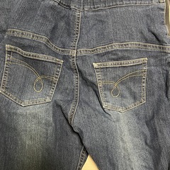 マタニティ用ジーンズの画像