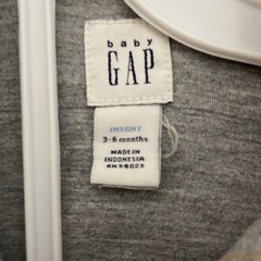 【60】baby Gap デニムジャケット アウターの画像