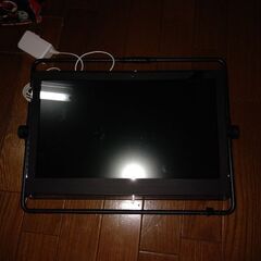 電話機と炊飯器とテレビ3点です。の画像