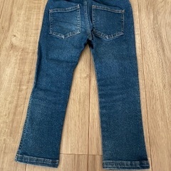 100円。ジーンズ100cmの画像