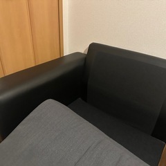 ニトリの3人掛けソファーの画像