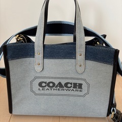 coachショルダーバッグの画像