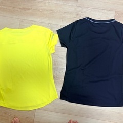 adidas イエロートップス & g.u.sports ブラックMサイズの画像