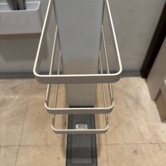 【受渡予定者
確定】山崎実業 傘立て スリム の画像