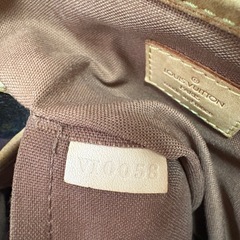 LOUIS VUITTON ハンドバッグの画像
