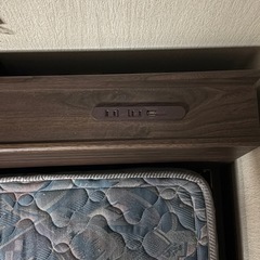 クイーンベットマットレスつきの画像