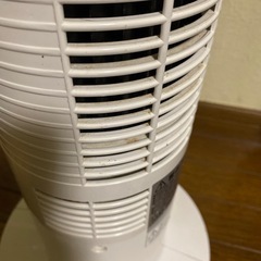 アイリス　縦型扇風機
の画像