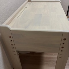 キッズデスクの画像