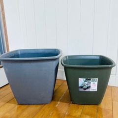 アイリスオーヤマ 大きい植木鉢 2個セット プランター ガーデニング
 の画像