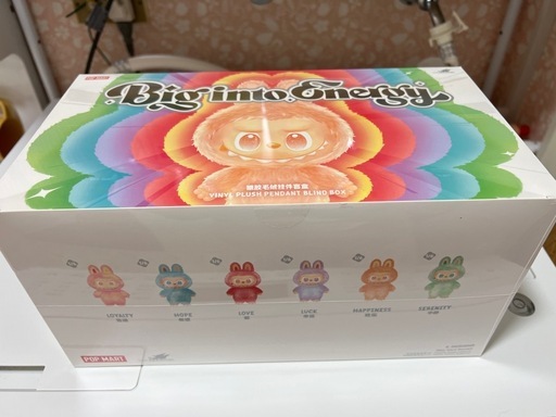未開封　Labubu Big into Energy アソート