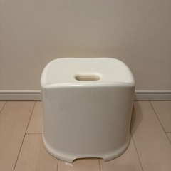 椅子　滑り止め　白の画像