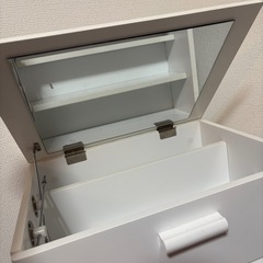 ドレッサー　ホワイトの画像