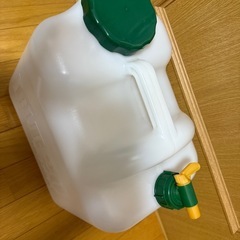 ポリタンク★コック付き★20リットルの画像