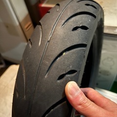 バイク用タイヤ パンクなしの画像