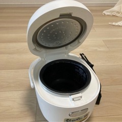 炊飯器の画像