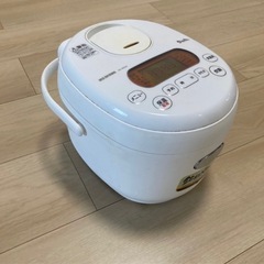 炊飯器の画像