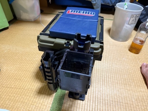 メイホーVSタックルボックス(ロッドホルダー)&ルアー小物せっとセット