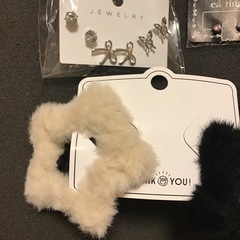 ピアス　セット　  髪留め　マグネットピアスの画像