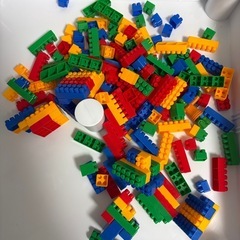 ブロックおもちゃの画像