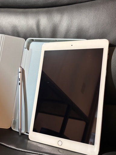 Apple iPad Air2 /16GB/ SIMフリー/Wi-Fi+Cellular/