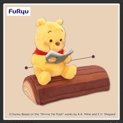 新品　くまのプーさん BOOKS FukuFuku プーさんと一緒におやすみ枕　ぬいぐるみの画像