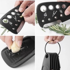 キッチンガジェットセット おろし器、ピザカッター、栓抜き、ピーラー　キッチンツール　コンパクト　キッチン用品　の画像