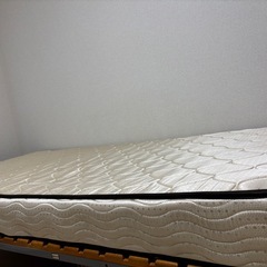 シングルベッド、マットレスの画像