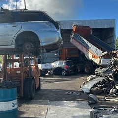 ★We will buy unnecessary cars and immovable cars★Scrapped cars, overrunning cars, accident cars, expired vehicle inspection Trucks, passenger cars, mini cars Please contact us for any carの画像