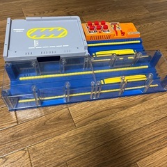 大きなドームステーションの画像