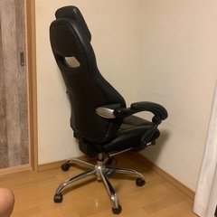 ハイバックレザーチェアの画像