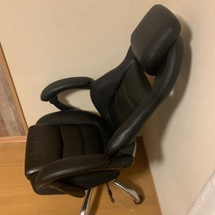 ハイバックレザーチェアの画像