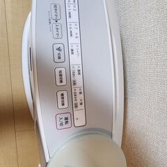 シャープ加温セラミックファンヒーターHX-D120-C2018　年製の画像