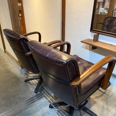カットチェア２脚セットの画像