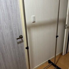 ハンガーラックの画像
