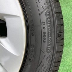 185／６５r 15の画像