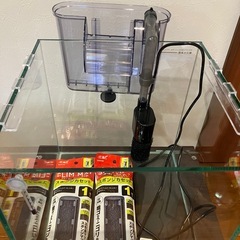キューブ水槽セットの画像
