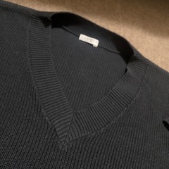 グラシア　ニットベスト Vネック サイドスリット　ブラック　シンプル　無地　Mの画像