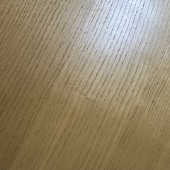ダイニングテーブル、椅子の画像