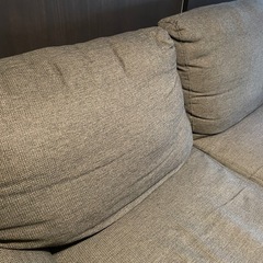 【3,000円】2人掛けソファ＋木製テーブル セット 即日引取歓迎（用賀駅徒歩3分）の画像
