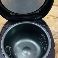 炊飯器の画像