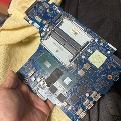 壊れたり使えなくなったノートＰＣやデスクＰＣなどください。